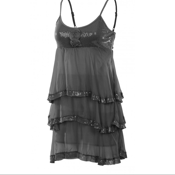 100% Silk ruffled dress - Picture 2 of 3